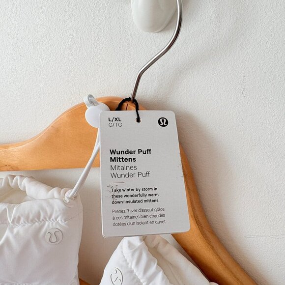 Lululemon Wunder Puff Mittens White Unisex Large/XL NWT - Picture 5 of 8